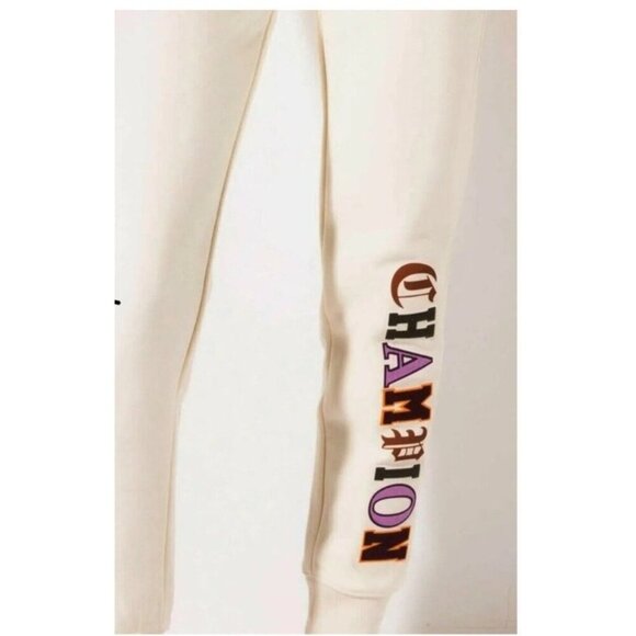 Champion Unisex Reverse Weave Old English Leg Spellout in Cream S - Picture 2 of 5